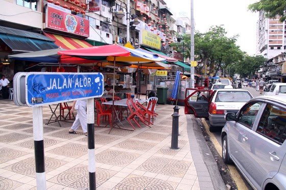 JALAN ALOR