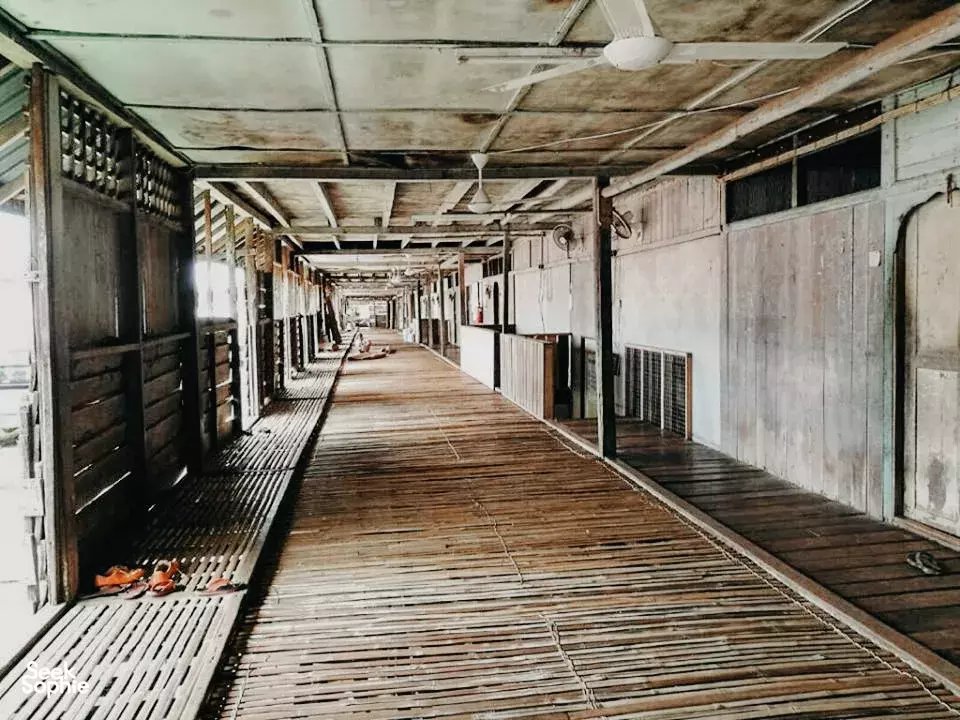 BATANG AI<br> LONGHOUSE