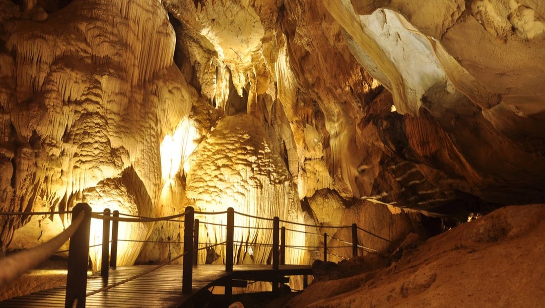 MULU CAVES