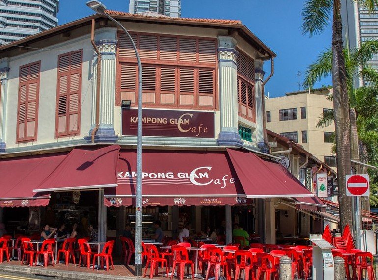 KAMPONG GLAM