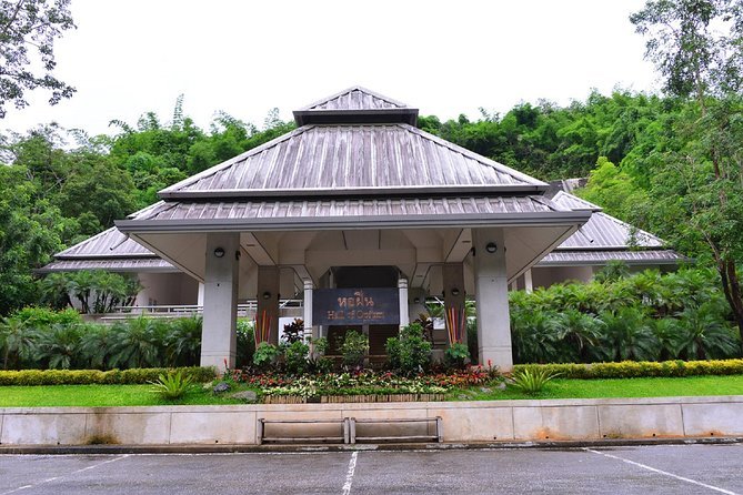 HALL OF OPIUM