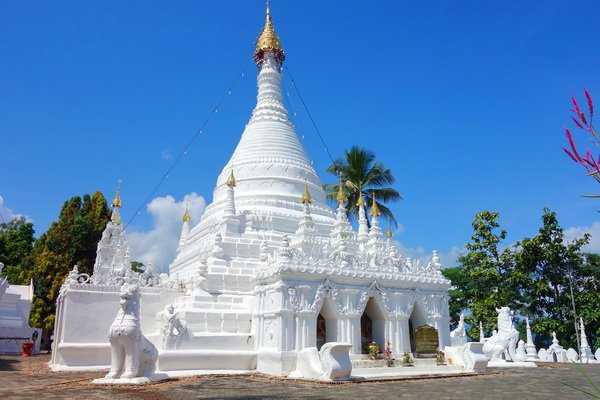 WAT PHRA THAT<br/> DOI KONG MU