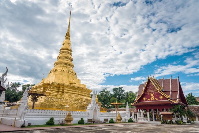 WAT PHRA THAT<br/> CHAE HAENG