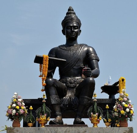 KING RAMKHAMHAENG<br/> MONUMENT