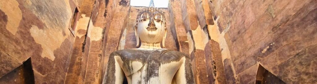 Wat Si Chum, Sukhothai